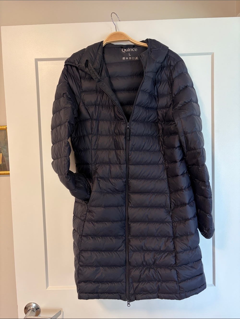 NWT Quince Lightweight Down Hooded Full Length Puffer Coat. Double zip, pockets